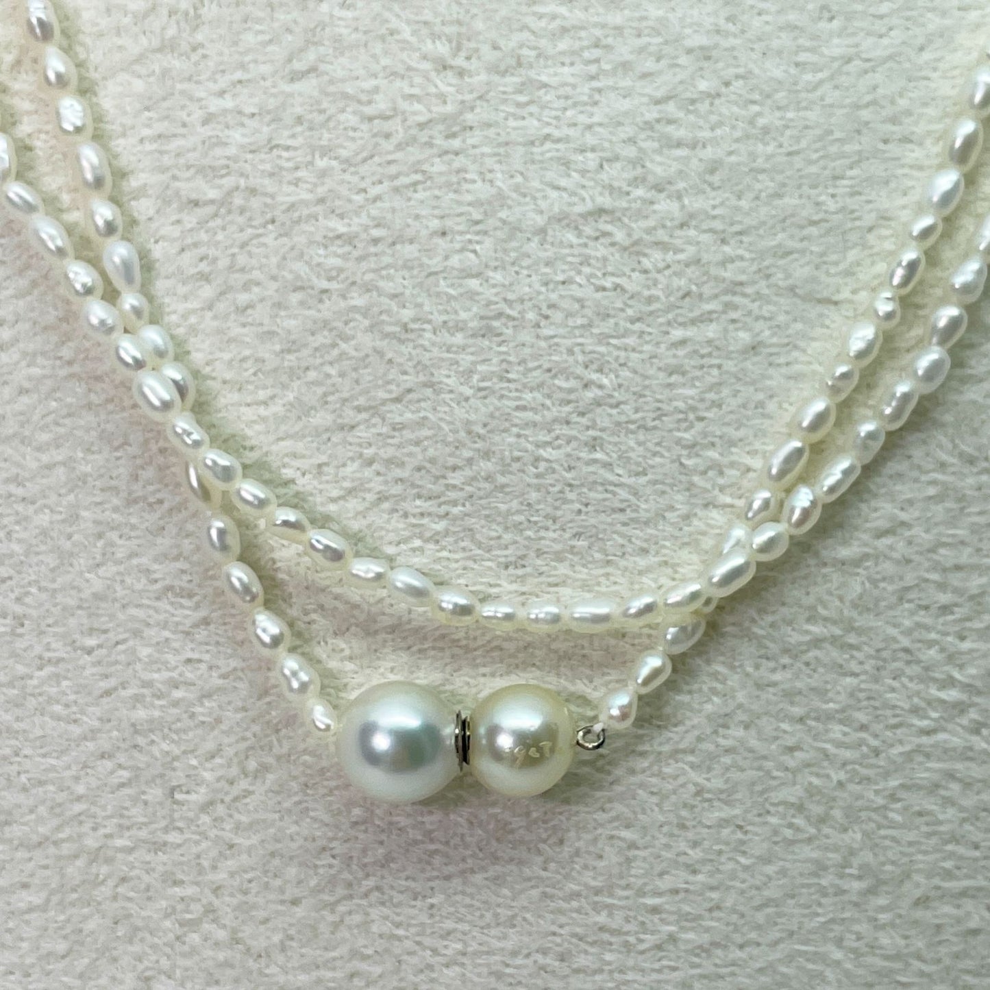 Agete Keshi Pearl Long Necklace made of silver and pearls measuring approximately 140 cm in length