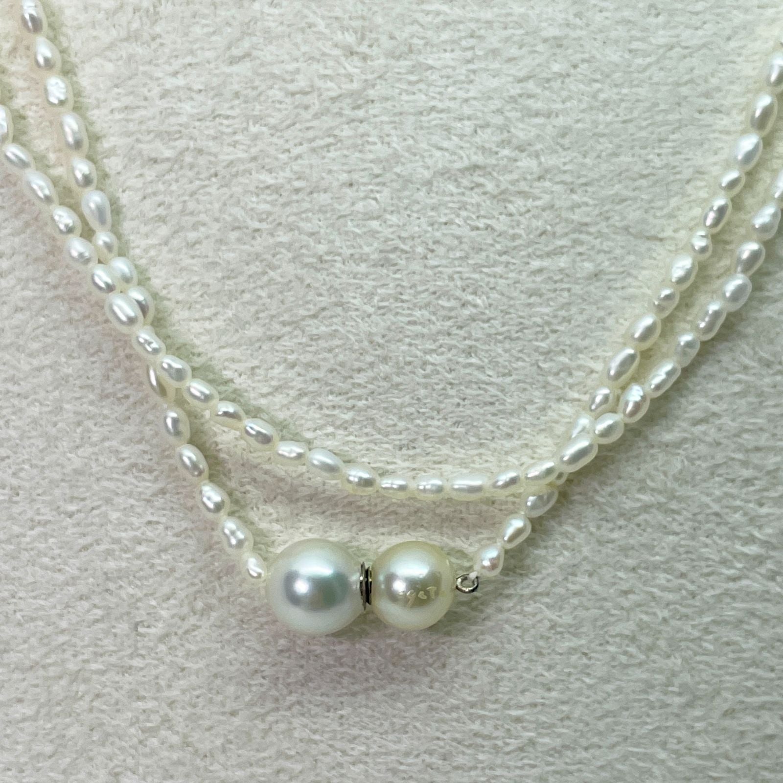 Agete Keshi Pearl Long Necklace made of silver and pearls measuring approximately 140 cm in length