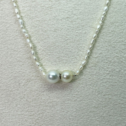 Agete Keshi Pearl Long Necklace made of silver and pearls measuring approximately 140 cm in length