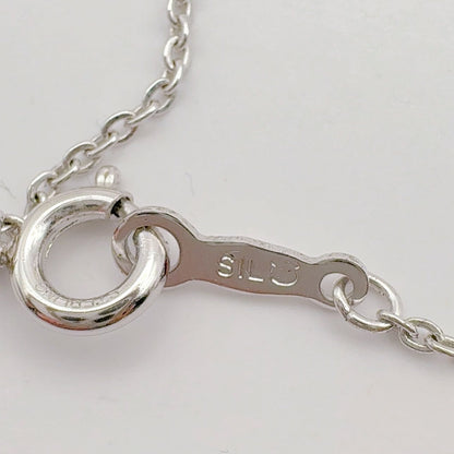 Mikimoto grape motif necklace in silver tone featuring a 5mm pearl and 45cm silver chain