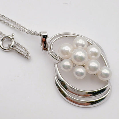 Mikimoto grape motif necklace in silver tone featuring a 5mm pearl and 45cm silver chain