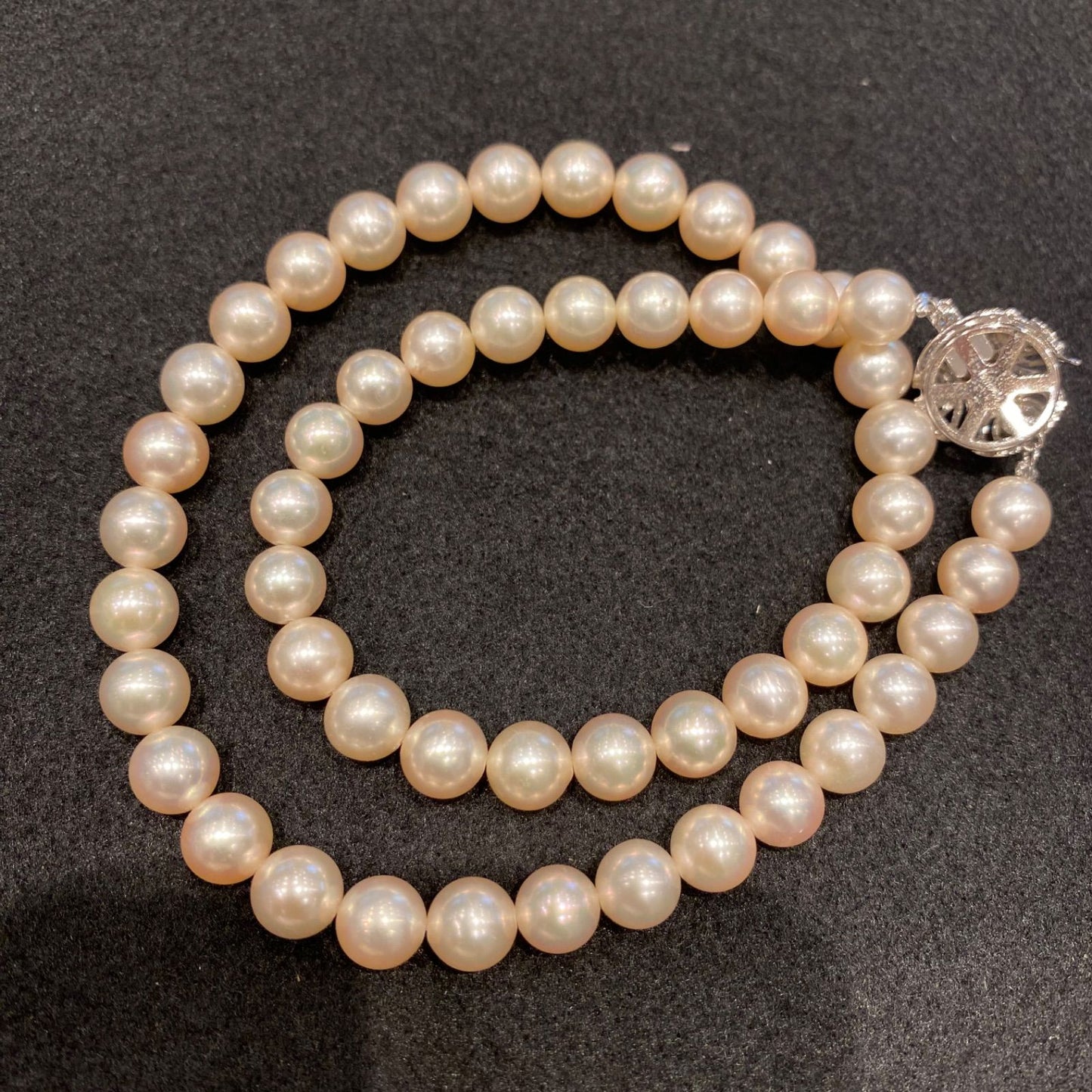 Honma Akoya Pearl Necklace with 7.9mm bright glossy pearls set in K14 white gold with engraved design