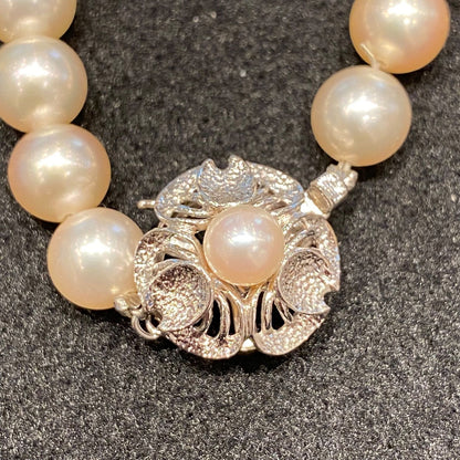 Honma Akoya Pearl Necklace with 7.9mm bright glossy pearls set in K14 white gold with engraved design