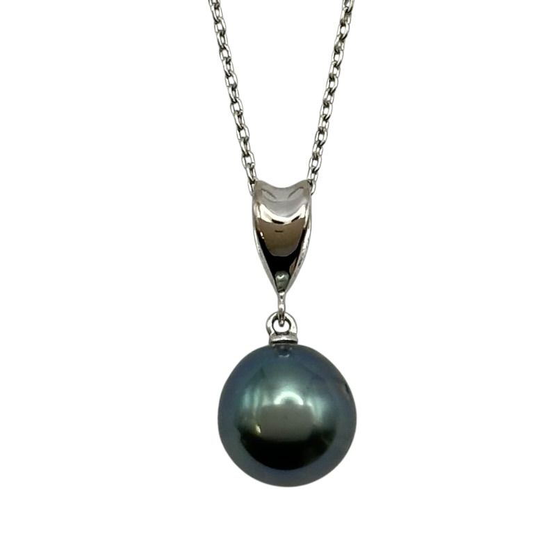 Mikimoto Perletta necklace in white gold K18WG featuring a single pearl pendant on a 38 cm chain