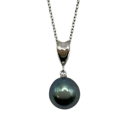 Mikimoto Perletta necklace in white gold K18WG featuring a single pearl pendant on a 38 cm chain
