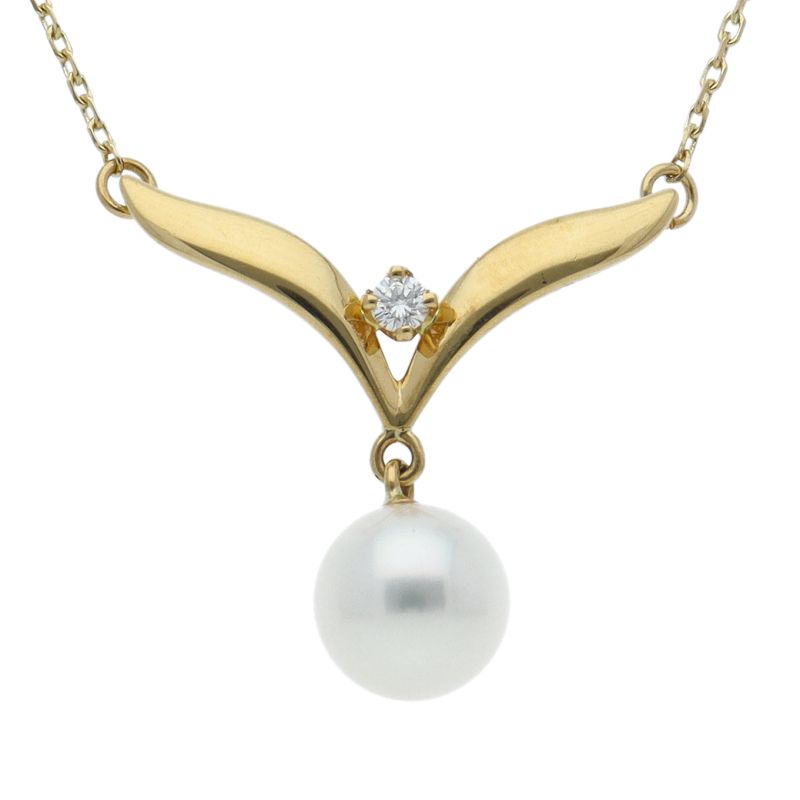 Mikimoto Pearl Diamond Necklace with about 7.0mm pearl and 42cm yellow gold chain