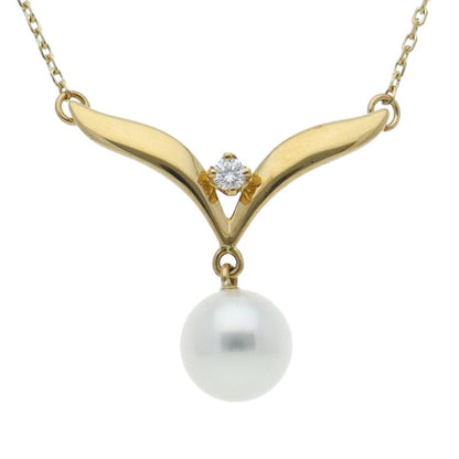 Mikimoto Pearl Diamond Necklace with about 7.0mm pearl and 42cm yellow gold chain
