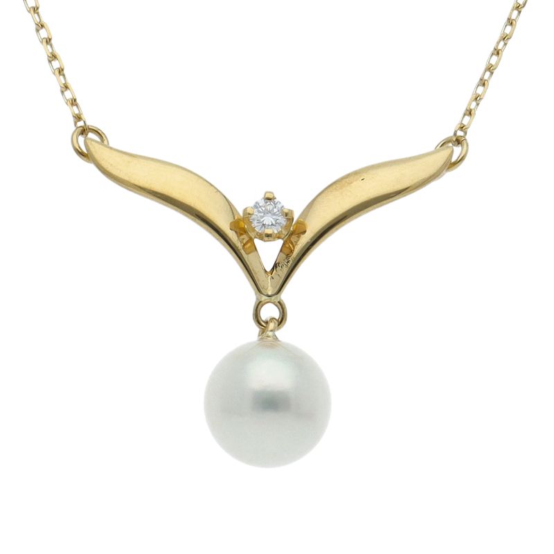 Mikimoto pearl diamond necklace featuring a 7.0mm pearl on a 42cm silver chain