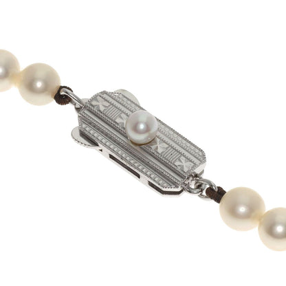 Mikimoto ladies pearl necklace with silver chain and 5.1-5.5mm pearls, 45cm length