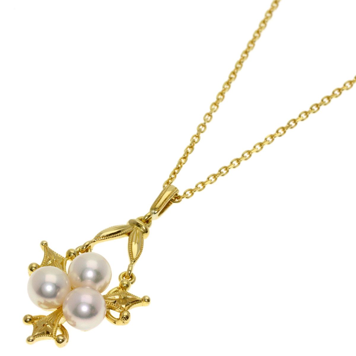 MIKIMOTO Akoya Pearl Necklace for ladies with 5mm pearls on a 40cm 18K yellow gold chain
