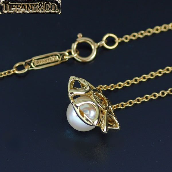 Tiffany K18YG yellow gold necklace with Akoya pearl pendant and 41 cm chain