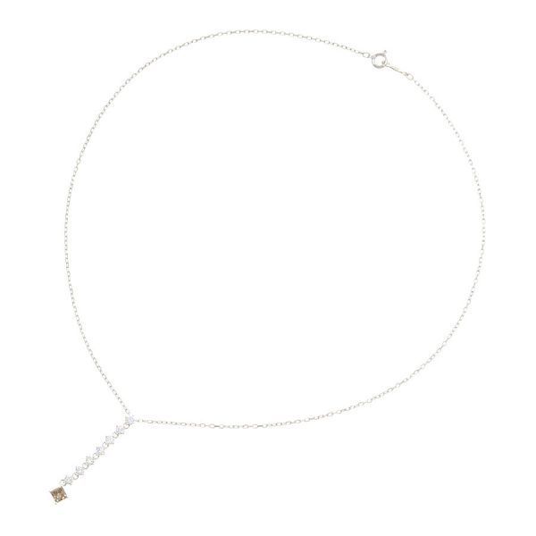 Mikimoto white gold diamond necklace with 7 round cut and 1 square cut diamonds, 40 cm length
