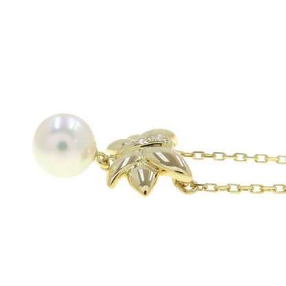 Mikimoto Akoya pearl diamond necklace in yellow gold with 7.0mm pearl, 39cm length, displayed on white background