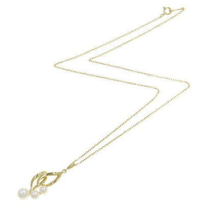 Mikimoto Akoya pearl necklace 41 cm length with round white pearls and silver clasp