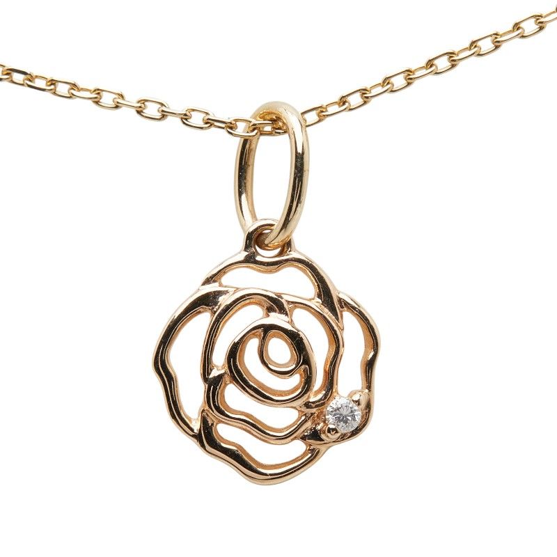 Agate Rose pendant necklace in K10 yellow gold with rose motif and diamond accent on a 50.5cm chain
