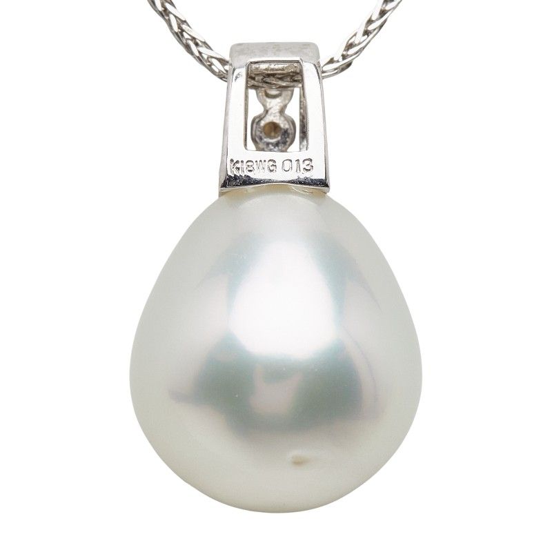 Akoya pearl necklace made of K18 white gold weighing 8.1g with a top width of 13.8mm and height of 22.4mm
