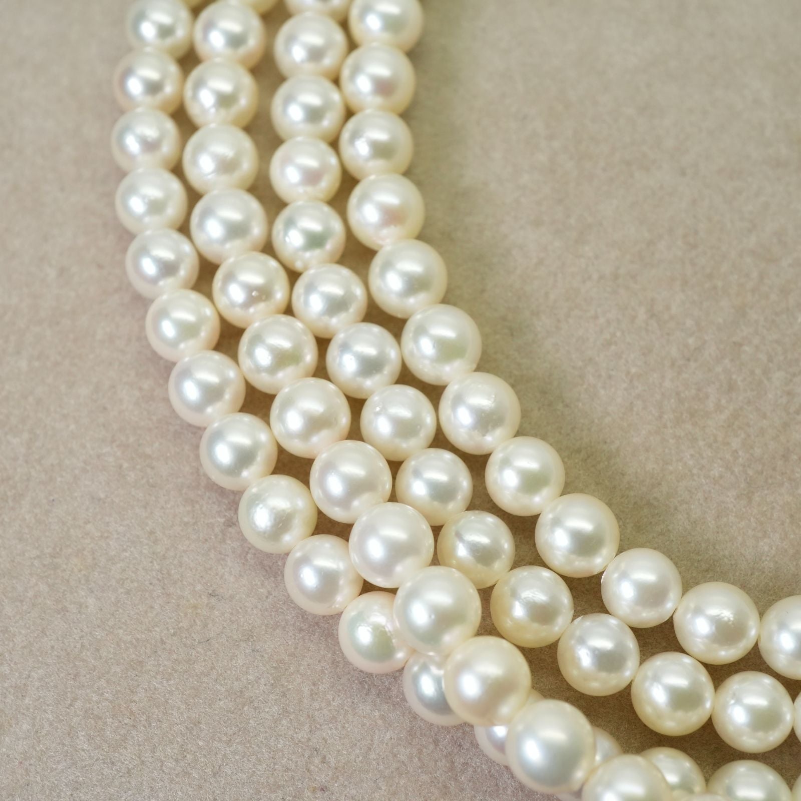109cm long silver necklace featuring Akoya pearls with elegant and classic design 24-5186M