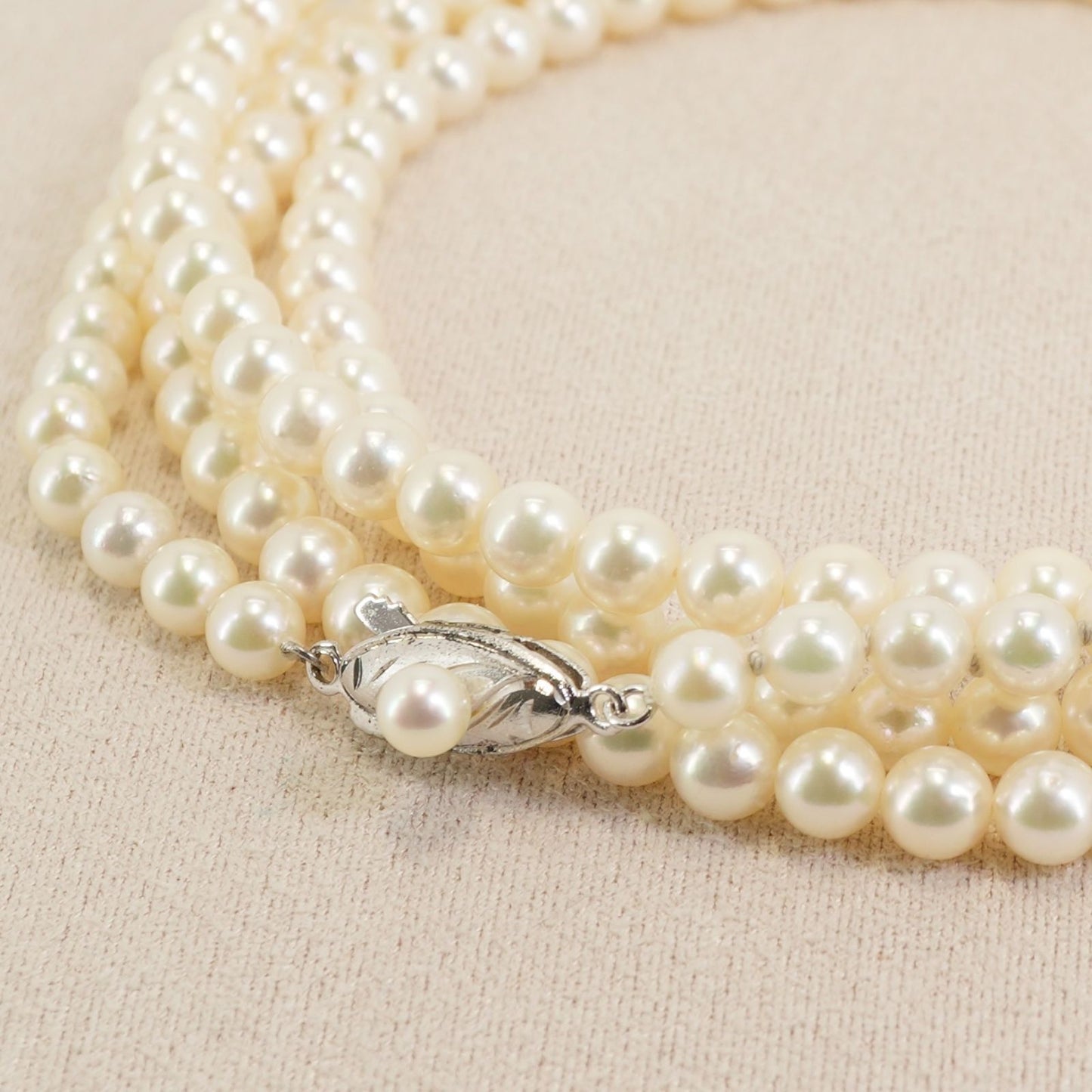 109cm long silver necklace featuring Akoya pearls with elegant and classic design 24-5186M