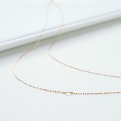 Agete K18 yellow gold necklace with 0.05ct diamond charm measuring 0.3 cm square and 38cm chain length