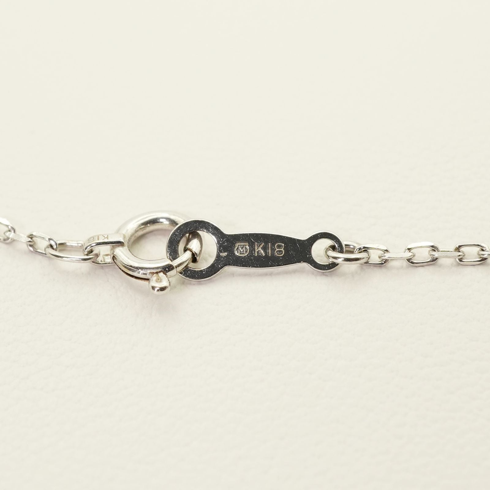 Mikimoto K18WG white gold pendant necklace with pearl and solitaire diamond on a chain