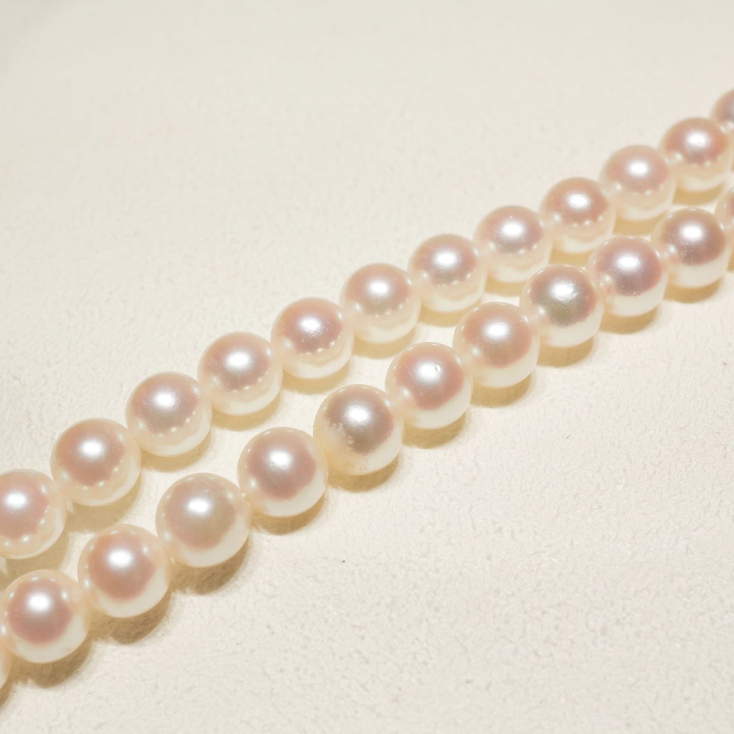 Mikimoto Silver Pearl Necklace model 24-981M with 5.6-6.0mm Akoya pearls and silver chain