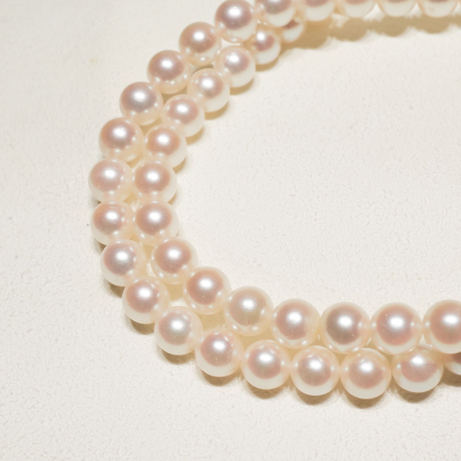 Mikimoto Silver Pearl Necklace model 24-981M with 5.6-6.0mm Akoya pearls and silver chain