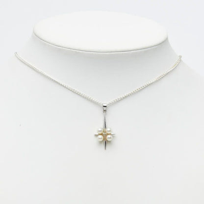 Mikimoto Cross Cross pendant necklace made of SV925 silver with a pearl, showing 45.3cm chain length and detailed pendant