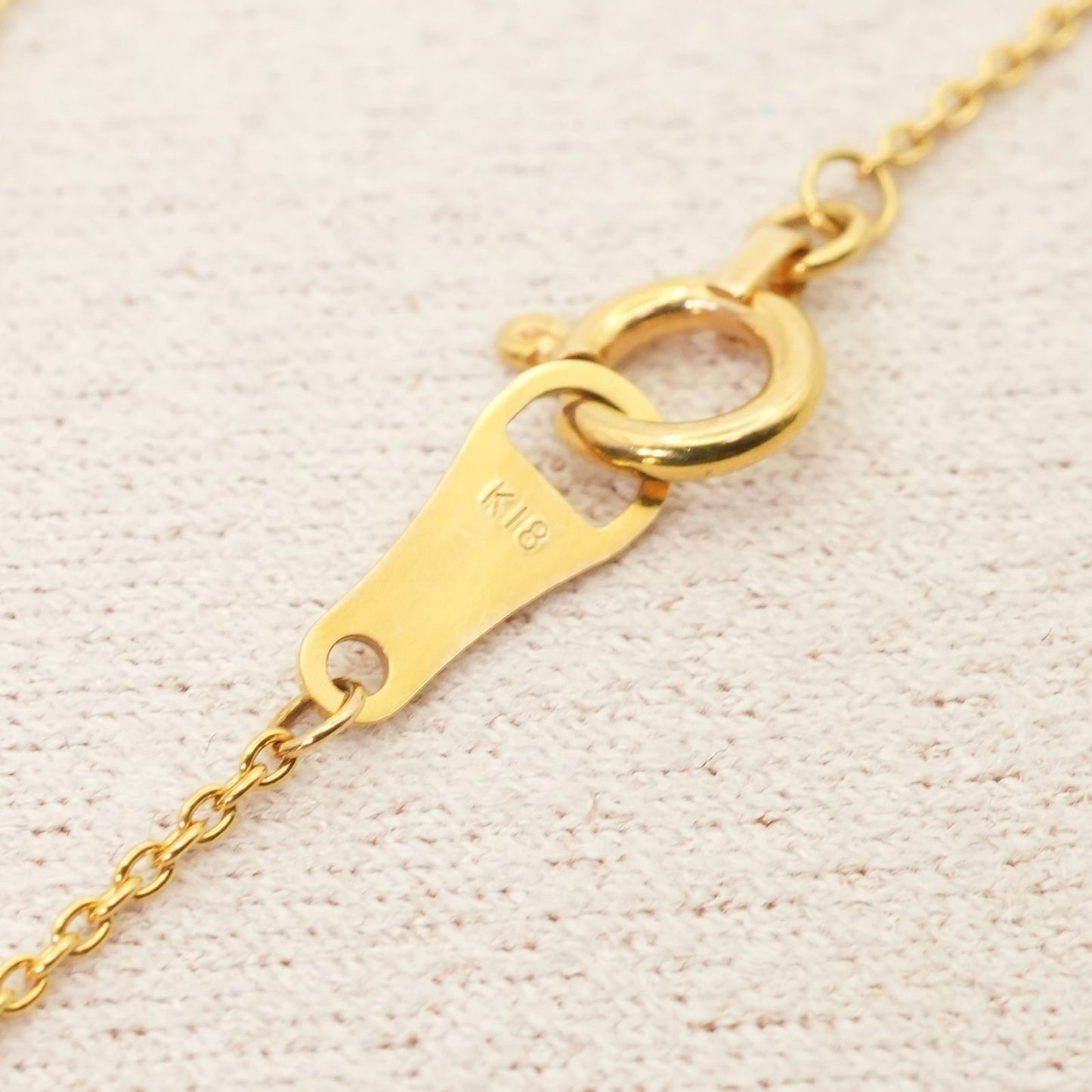 Agate K18 rose cut diamond necklace featuring 0.03 carats diamond in a delicate setting