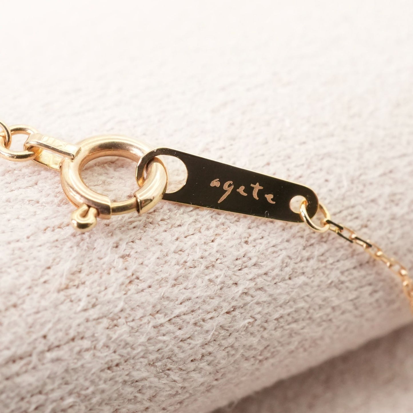 Agete K10 Chain Necklace model 24-4360 made of gold, displayed on a white background