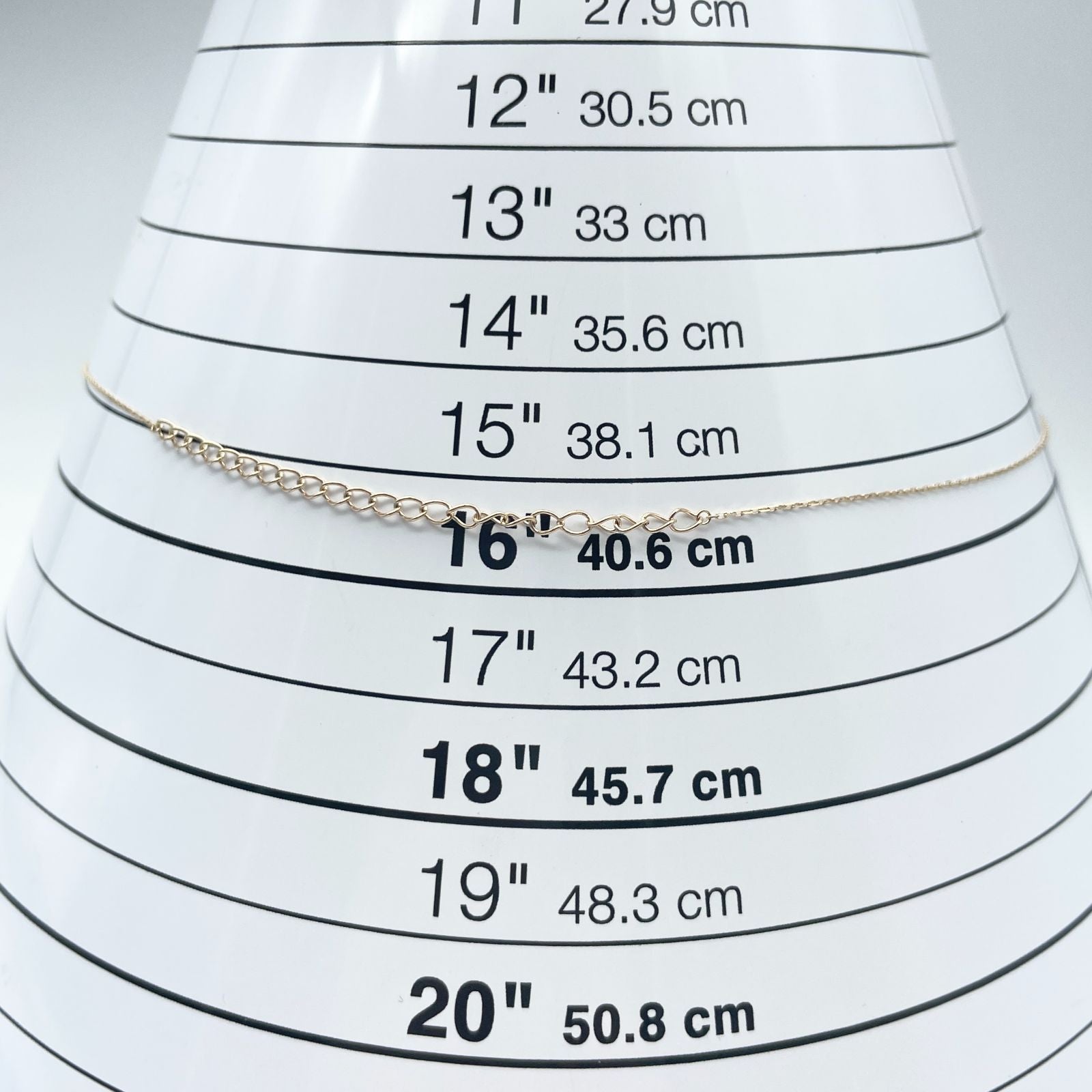 Agete K10 Chain Necklace model 24-4360 made of gold, displayed on a white background
