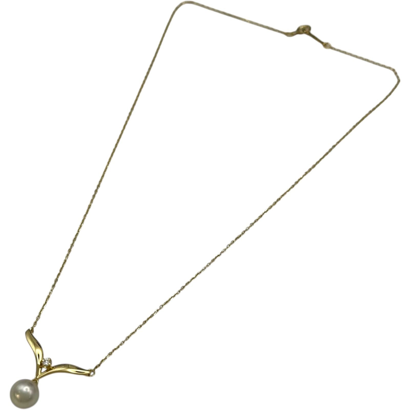 Mikimoto K18 gold necklace featuring a pearl and diamond pendant on a 37cm chain