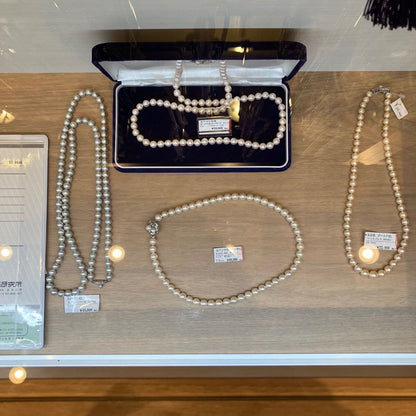 K14WG engraved genuine Akoya pearl necklace with 75cm length and pearls measuring approximately 6.9-7.2mm diameter
