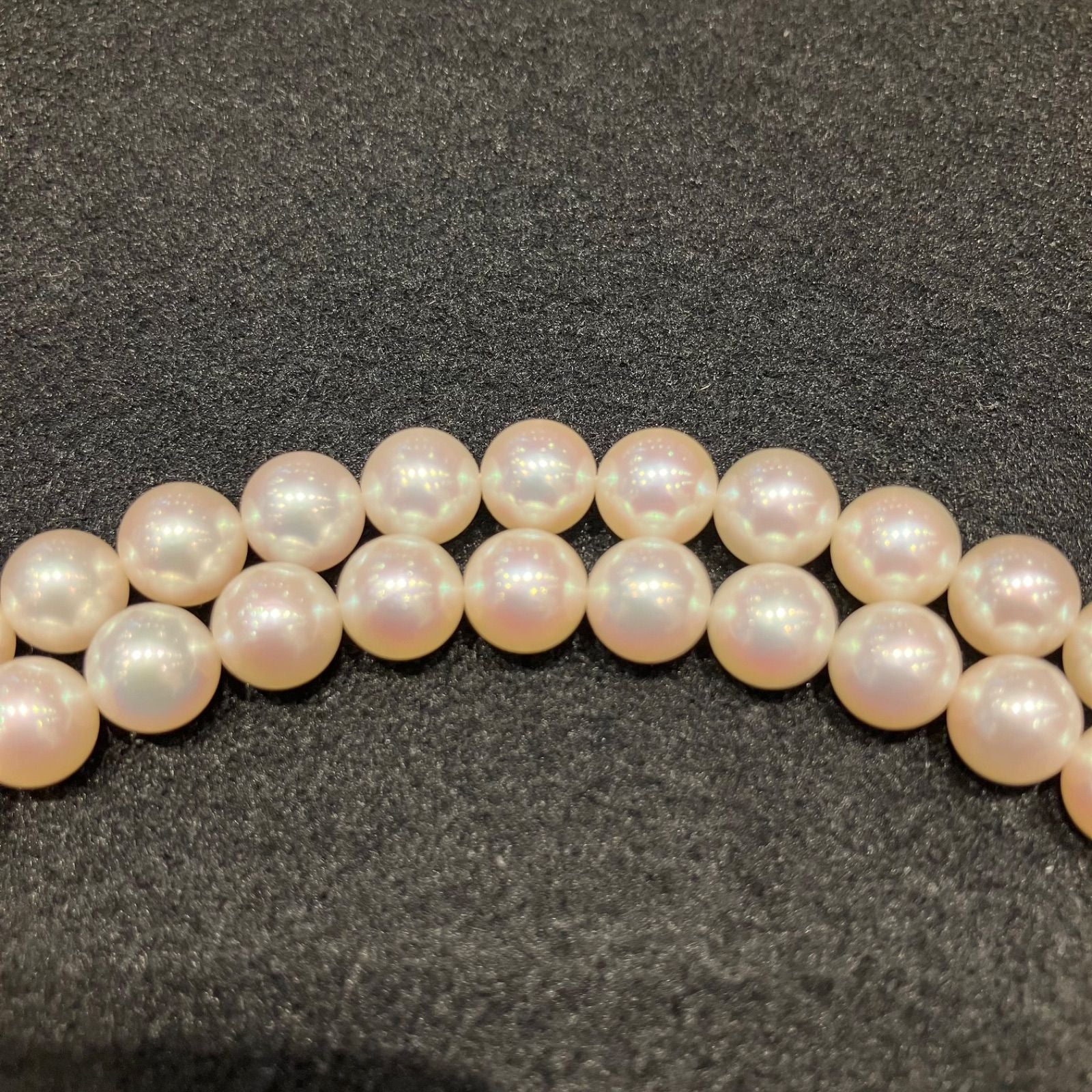 K14WG engraved genuine Akoya pearl necklace with 75cm length and pearls measuring approximately 6.9-7.2mm diameter