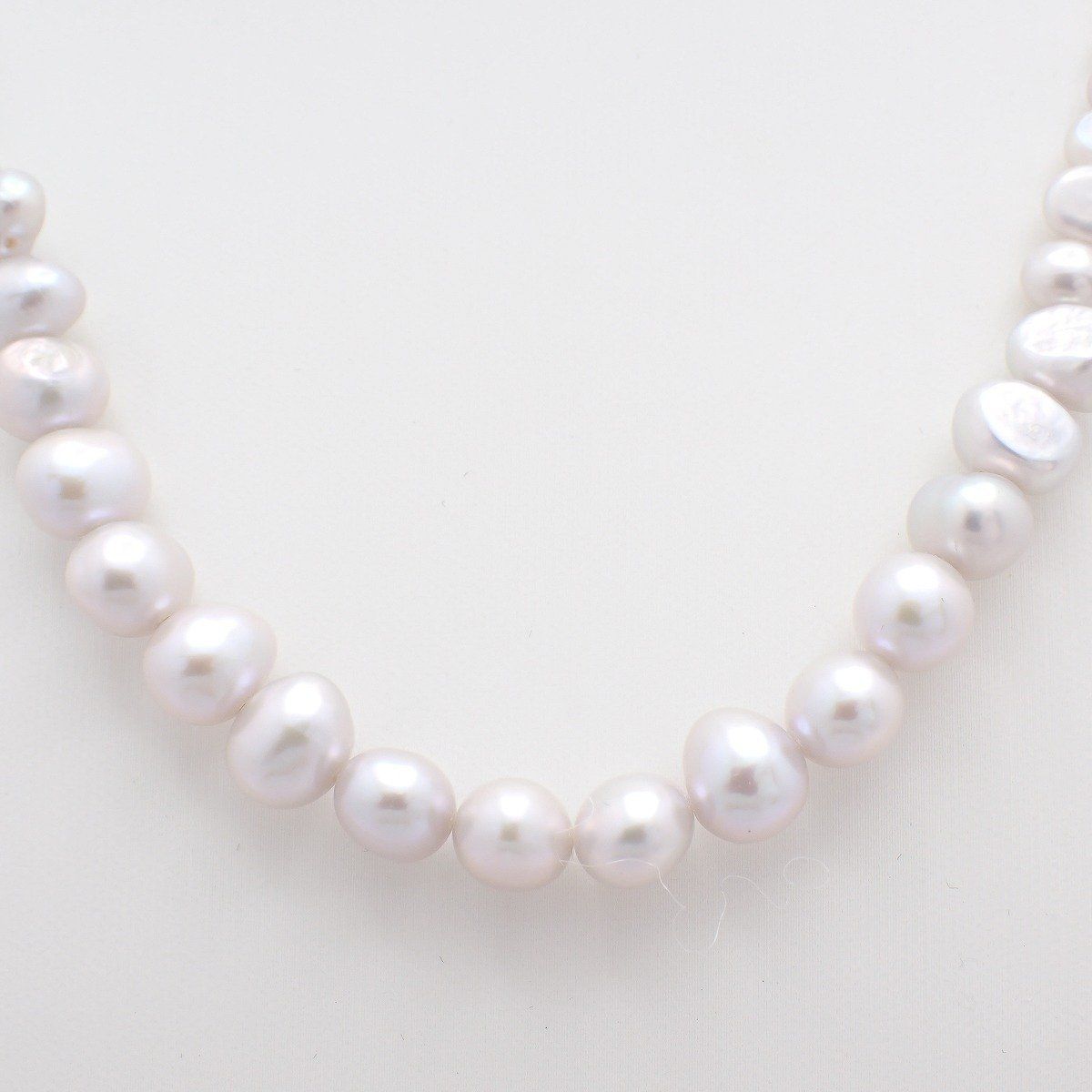 Agete Pearl Necklace featuring Silver 925 chain and single natural pearl pendant, 45 cm length