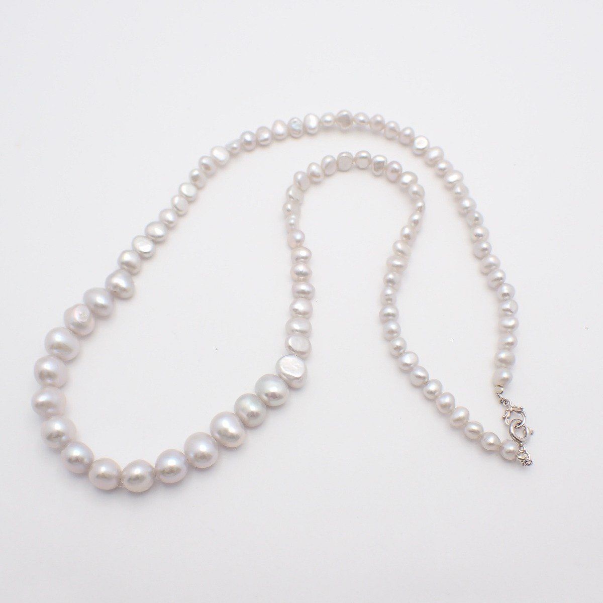 Agete Pearl Necklace featuring Silver 925 chain and single natural pearl pendant, 45 cm length