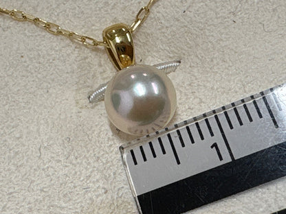 MIKIMOTO pearl necklace with 6.8mm pearls on a 40cm yellow gold chain