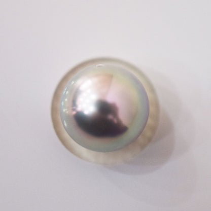 Pearl Science Institute certified Blue Rose 7.9mm Akoya pearl pendant with natural color and round shape