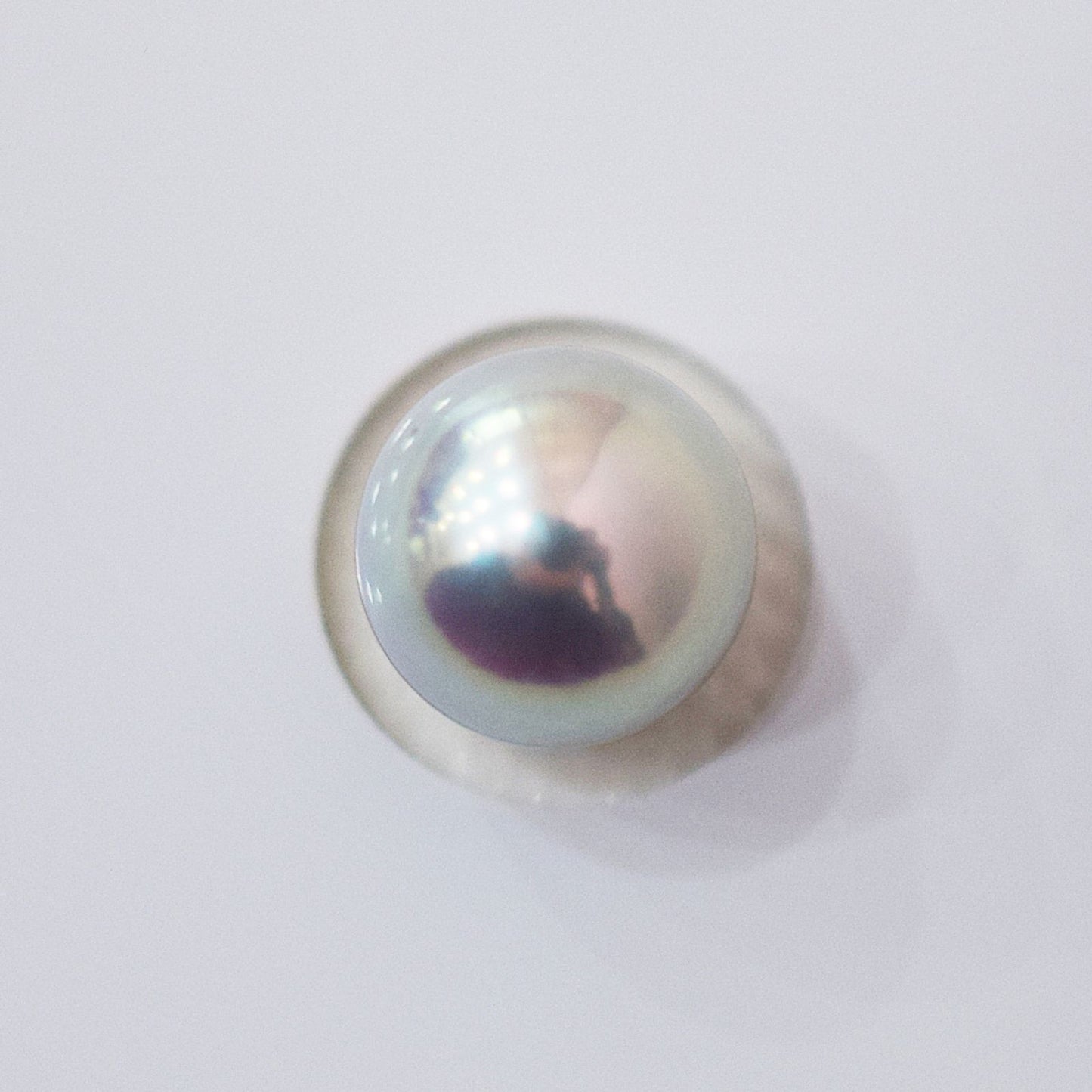 Pearl Science Institute certified Blue Rose 7.9mm Akoya pearl pendant with natural color and round shape