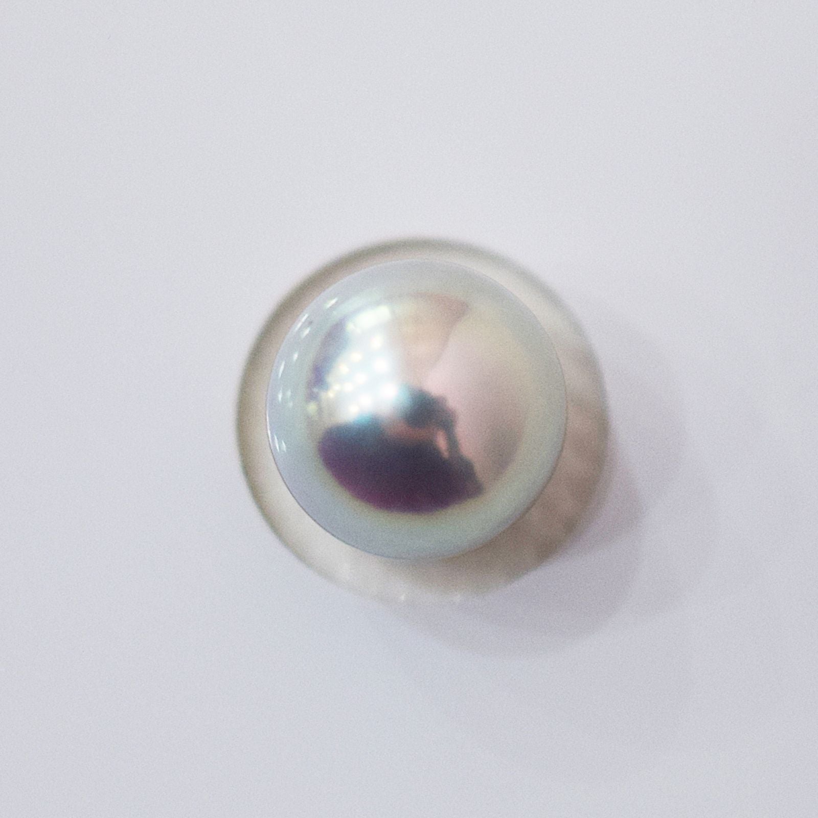 Pearl Science Institute certified Blue Rose 7.9mm Akoya pearl pendant with natural color and round shape
