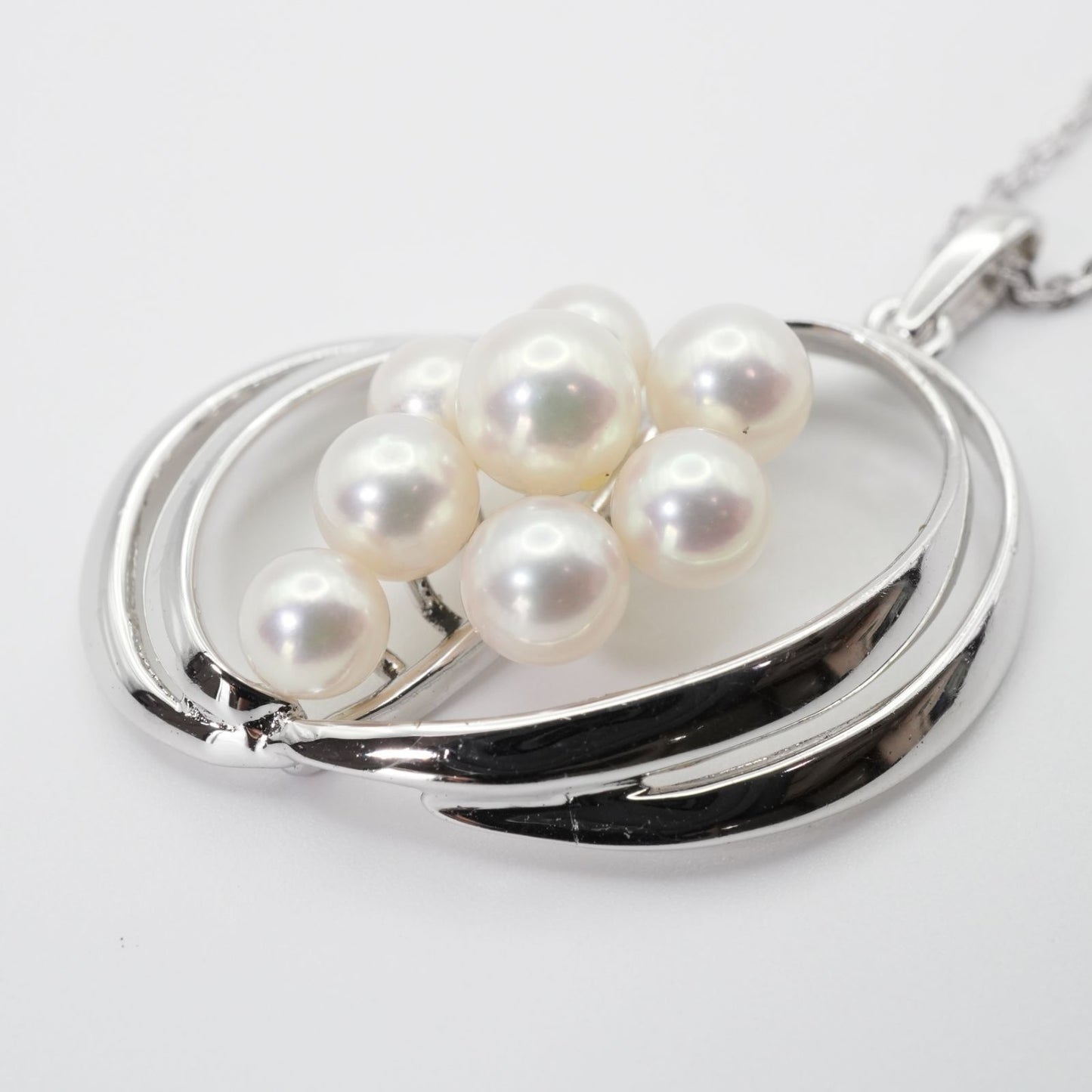 Mikimoto Silver Akoya Pearl Pendant Necklace with a single white pearl on a silver chain
