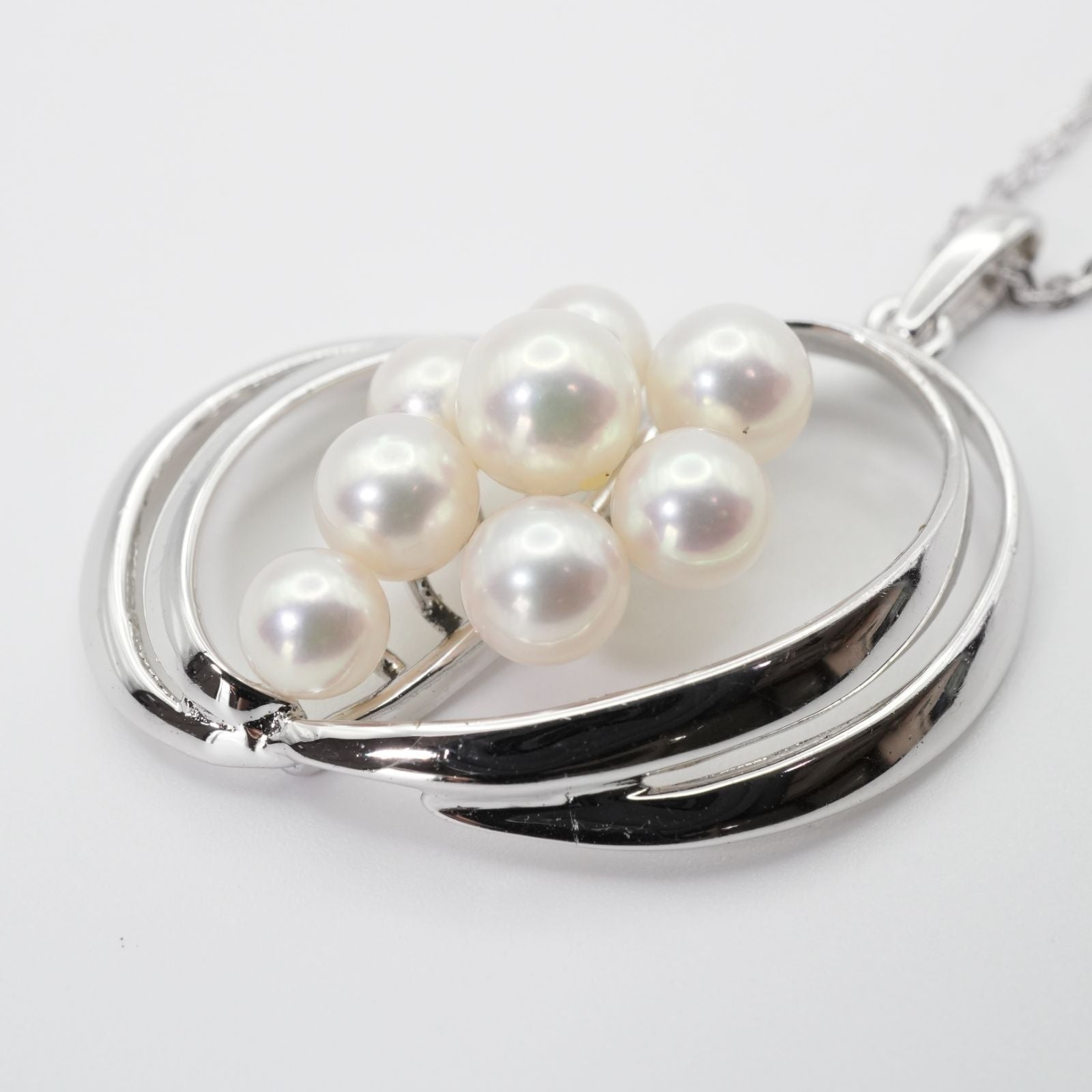 Mikimoto Silver Akoya Pearl Pendant Necklace with a single white pearl on a silver chain
