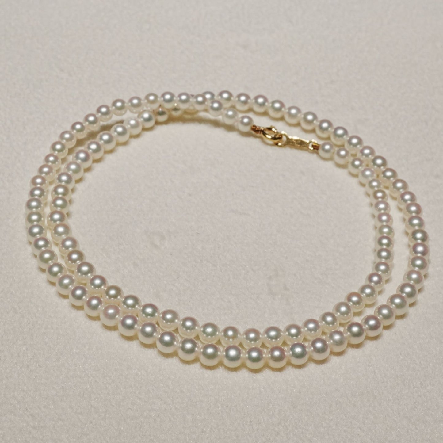 Mikimoto K18 Akoya Baby Pearl Necklace with delicate pearls and gold chain