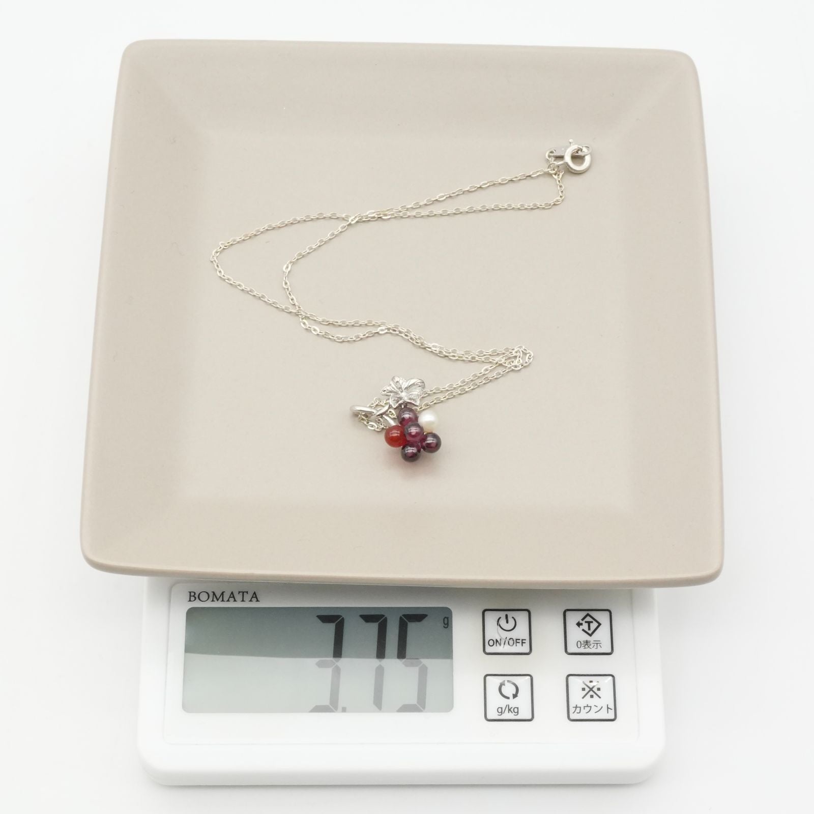 Mikimoto limited edition pearl and carnelian necklace brooch with K18 gold and Silver 925 clasp