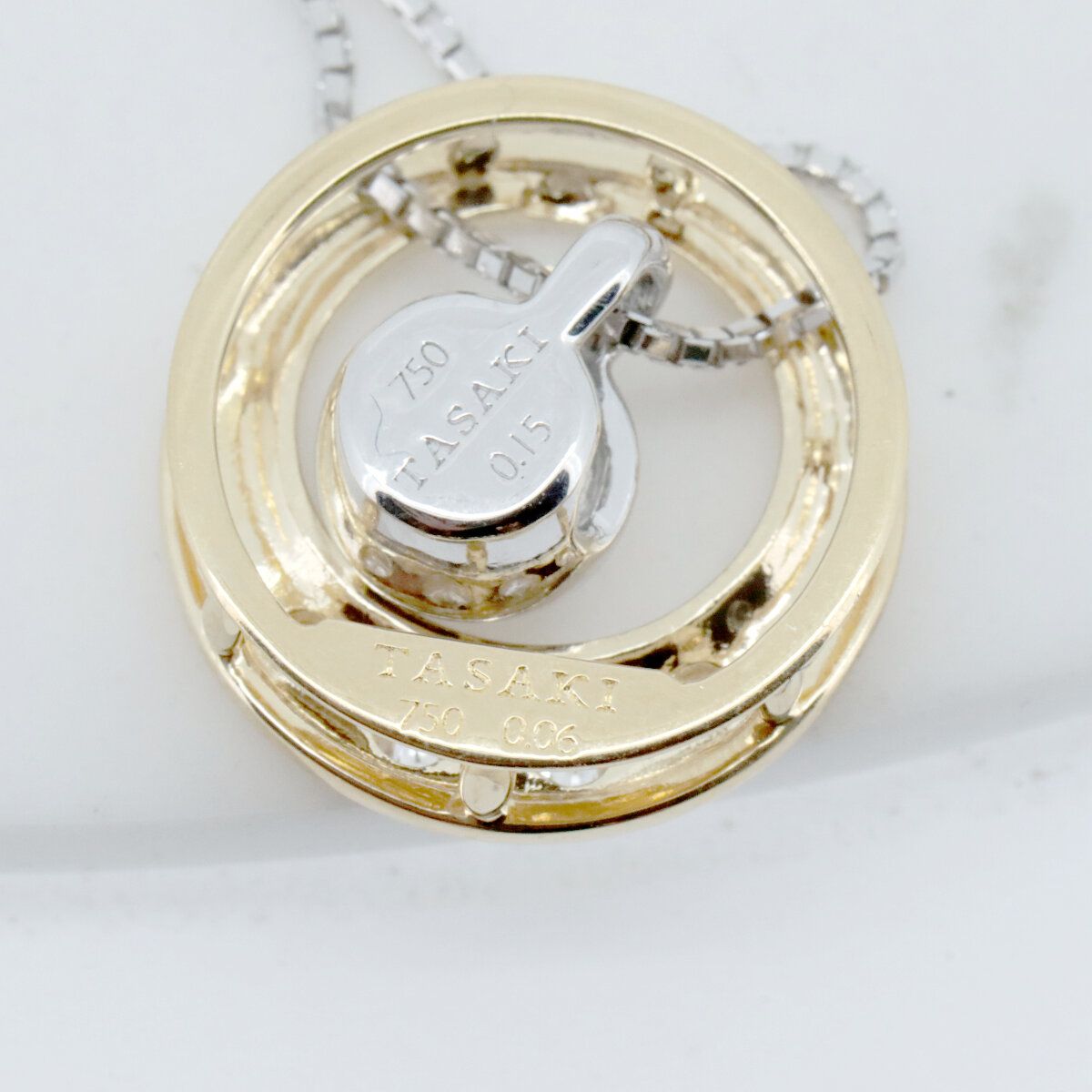 Tasaki Diamond Necklace with 0.15ct diamonds in yellow and white gold, chain length up to 45 cm