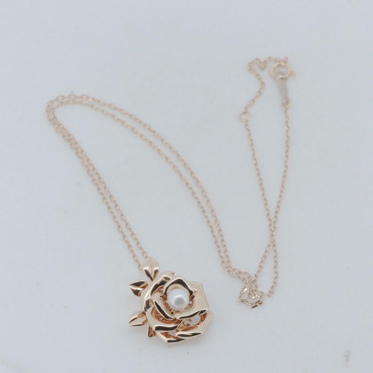 Mikimoto Flower Motif Pearl Necklace in pink gold with 4.5mm pearl and removable floral pendant on adjustable chain
