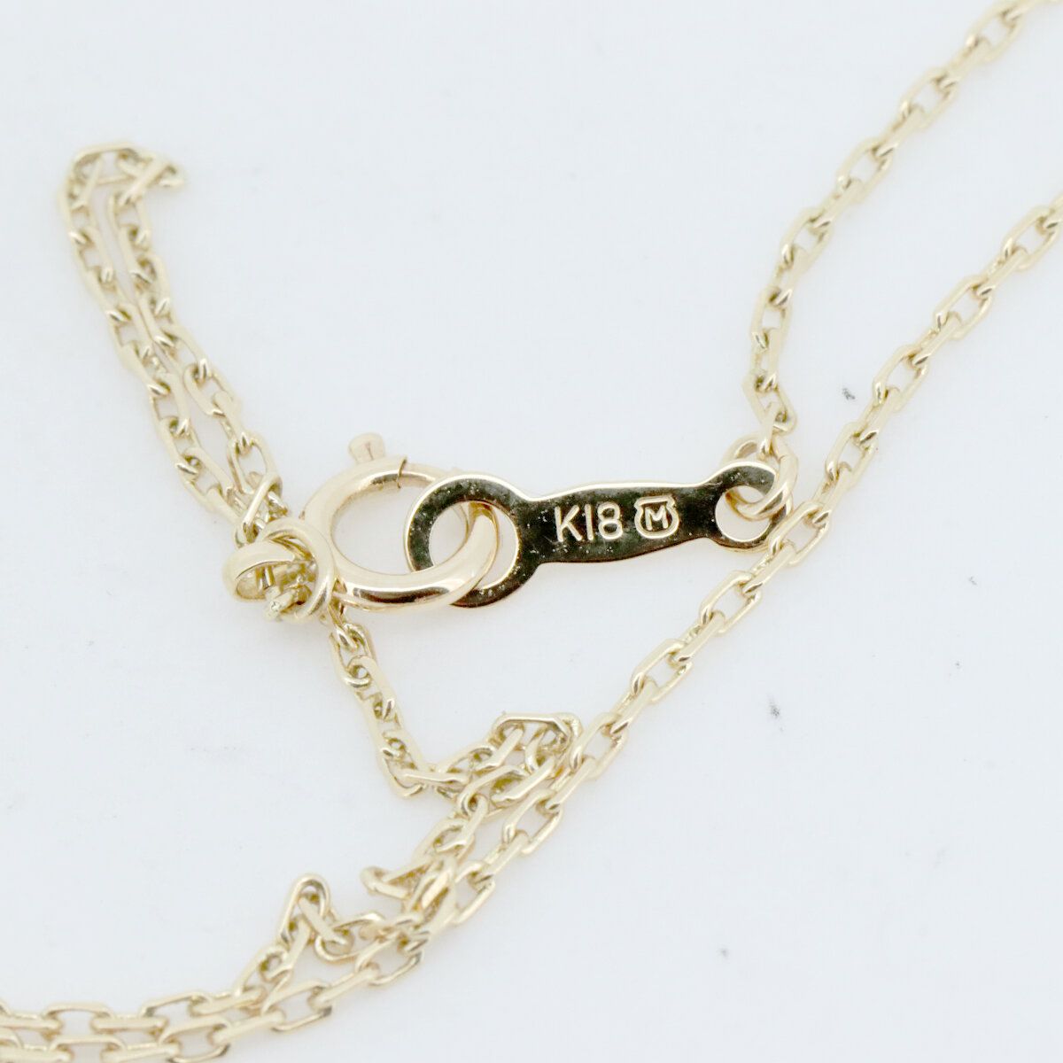 Mikimoto pearl necklace with 4.8mm to 5.9mm pearls set in 18K yellow gold chain