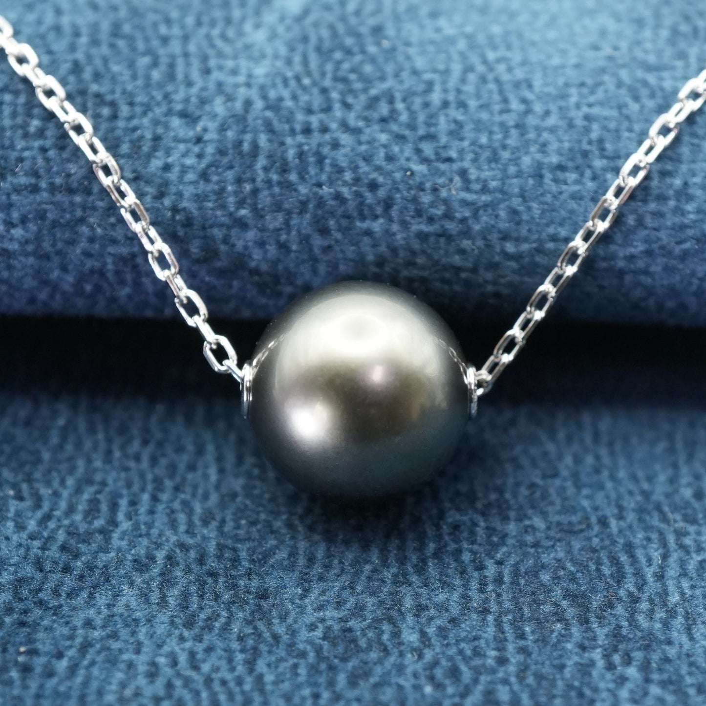 Mikimoto Black Pearl Necklace featuring a 10.5mm black cultured pearl set in K18 white gold