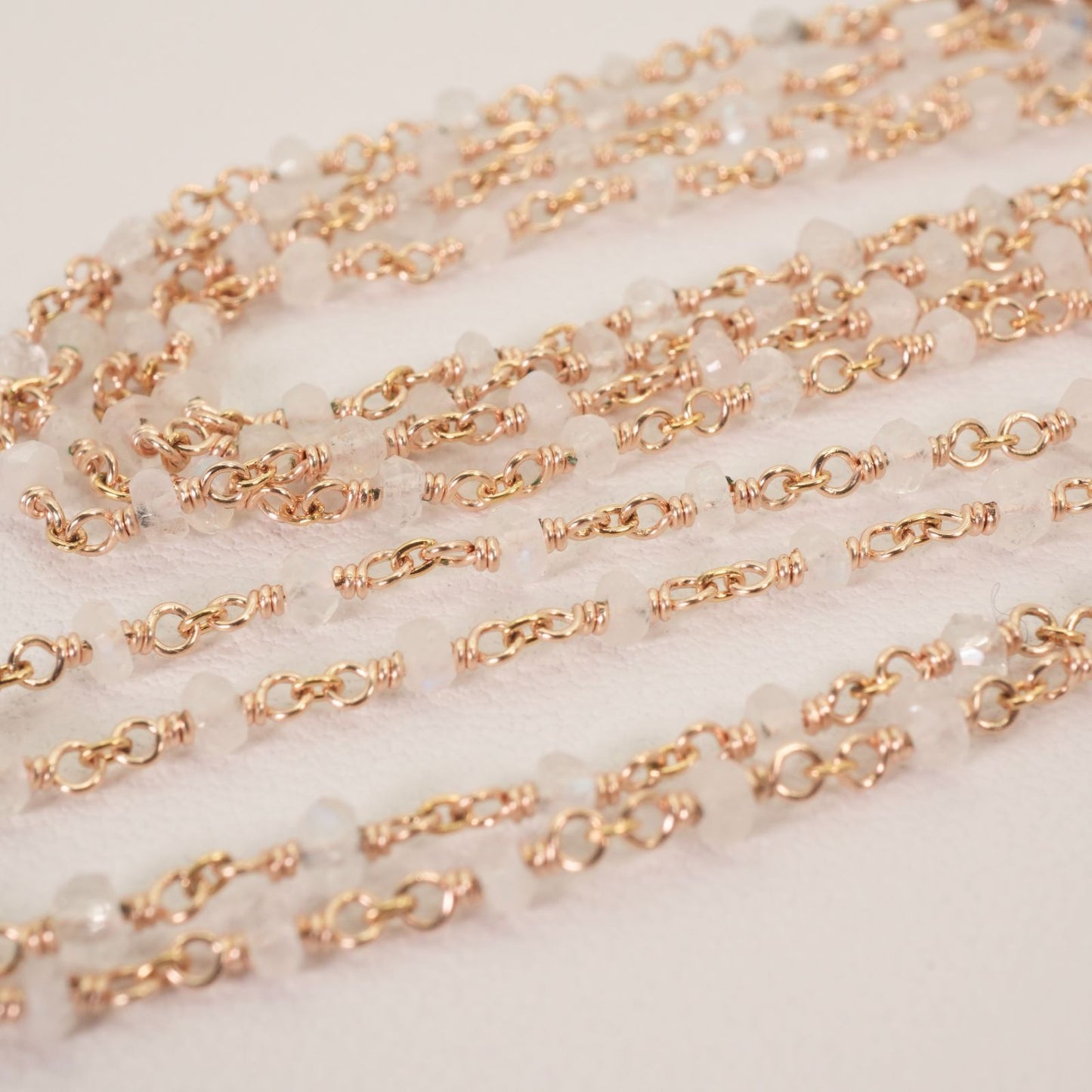 Agete long necklace made of silver with a labradorite stone pendant