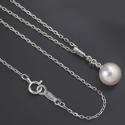 Mikimoto K18WG pendant necklace with 7.6mm Akoya pearl and diamond accents