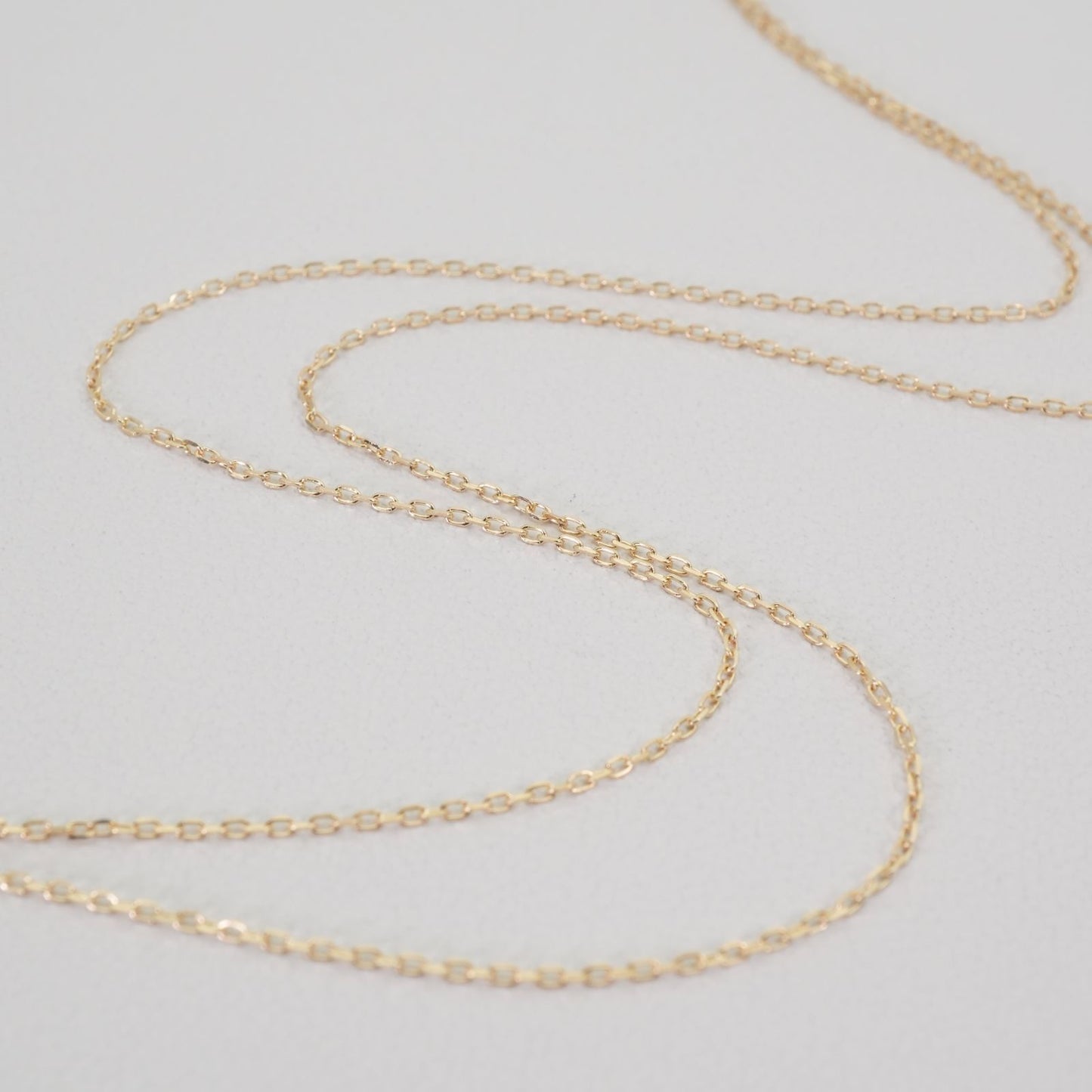 Agete K10 Necklace featuring a delicate Azuki chain in polished gold tone